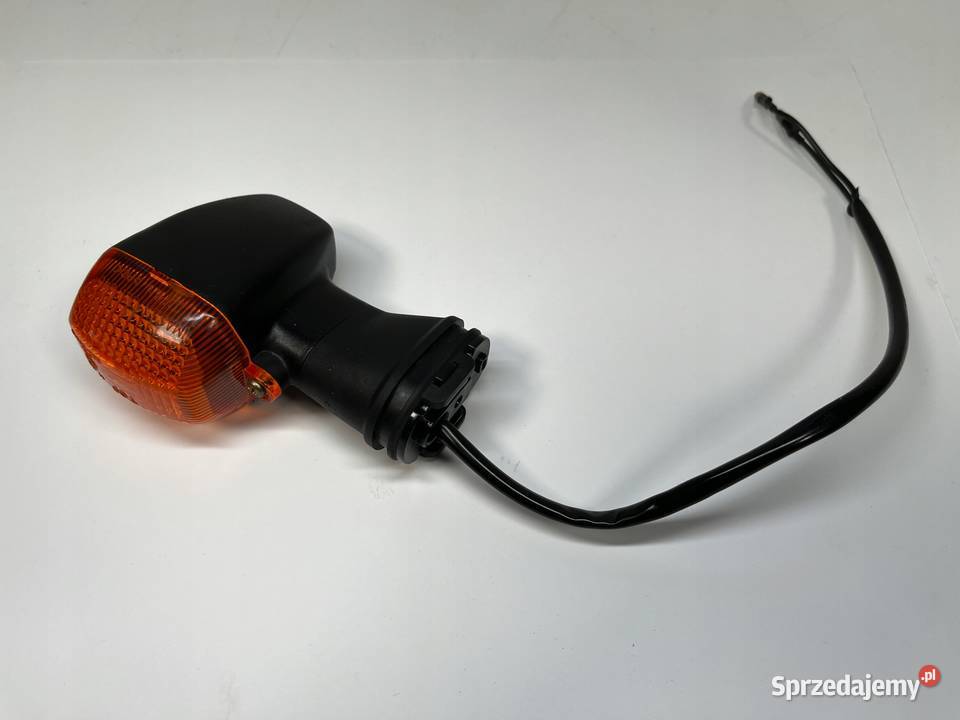 YAMAHA FZS 600 1000 Fazer 01 Kierunkowskaz tył P