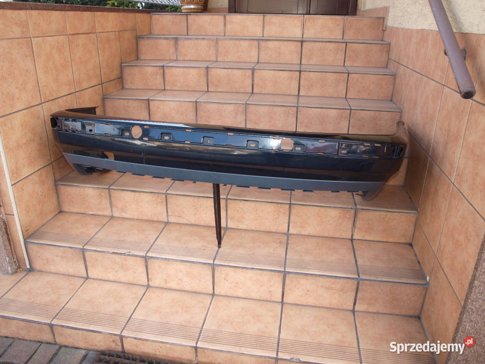 BMW 3 E36 zderzak tył sedan 1990 1998r osobowe Kalisz