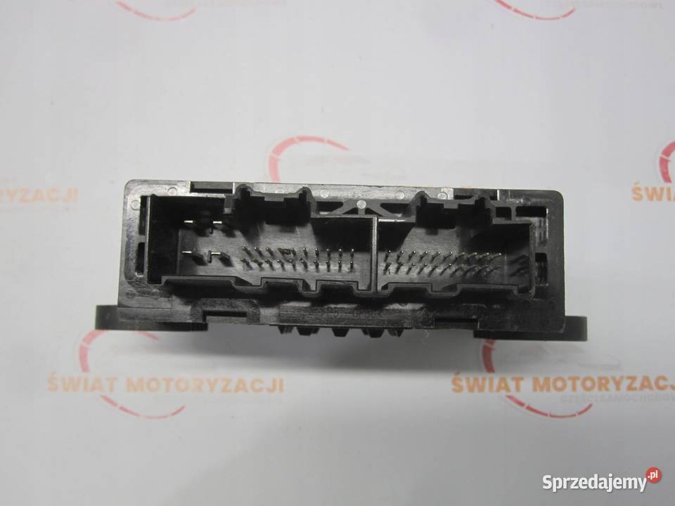 FORD ECOSPORT 10 19r moduł sterownik drzwi prawy Kielce