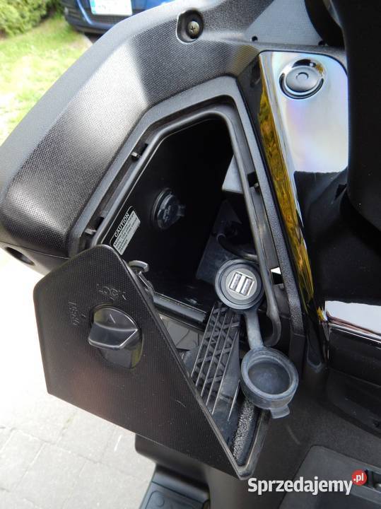Kymco Downtown 125i ABS Kufer Givi Salon Łosice