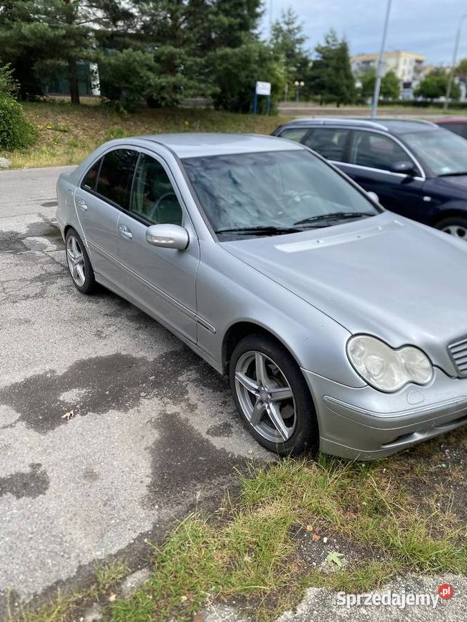 Sprzedam Mercedesa c220 Samochody osobowe Garbów sprzedam