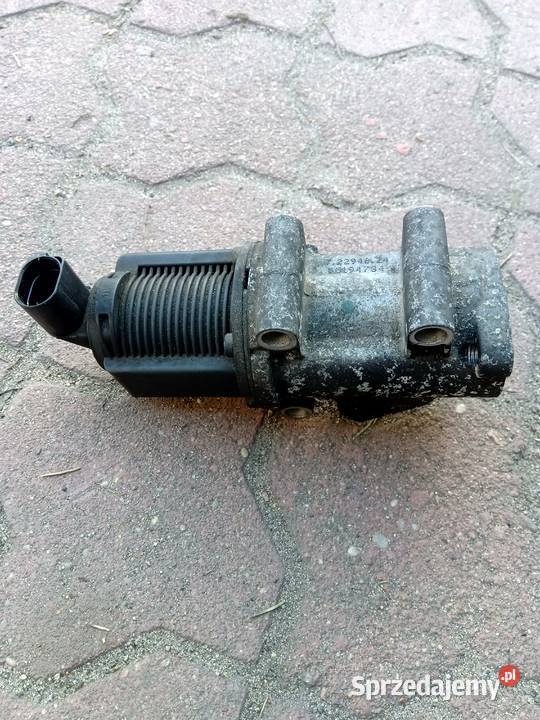 EGR Zawór recyklingu spalin Opel 19 CDTI 120 osobowe Szadek sprzedam