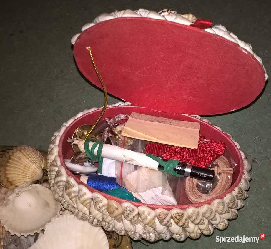 Szkatułka puzderko kuferek na biżuterię z muszli sprzedam