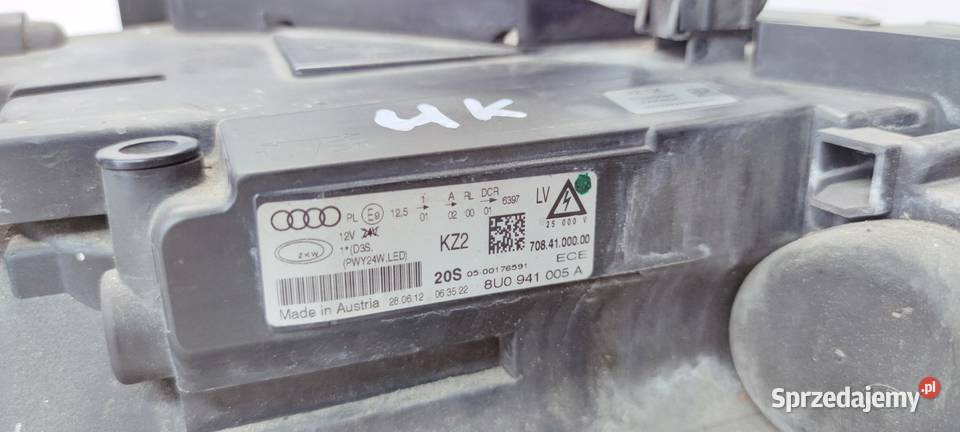 REFLEKTOR LAMPA LEWY PRZÓD XENON LED AUDI Q3 8U osobowe