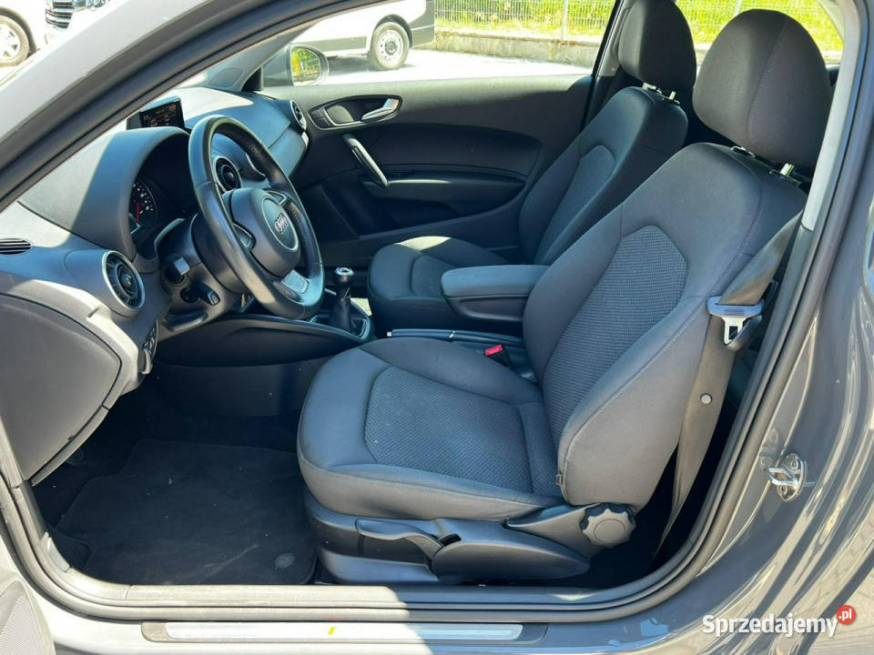 Audi A1 10 TFSI 95 SLine Klima PDC 8X 2010 VAT marża A1 Baranowo