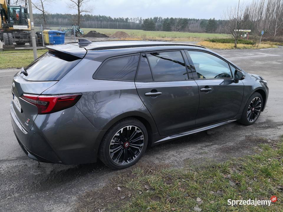 Sprzedam Toyota Corolla Ts kombi GR Sport 18 140 Corolla Szelejewo Pierwsze sprzedam