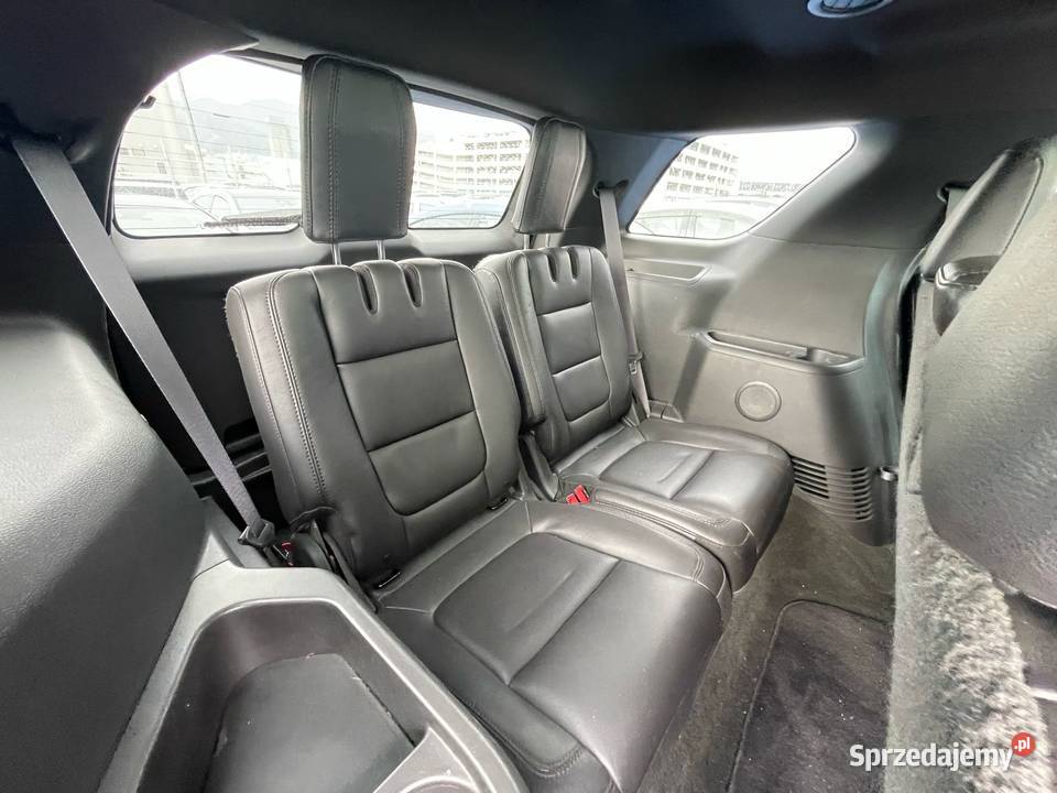 Ford Explorer 7os 2 l Benz Japonia bezwypadkowy