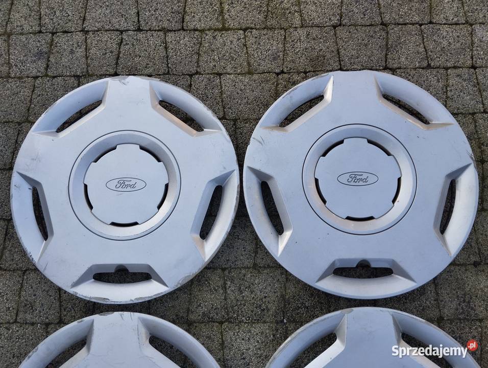 Kołpak Ford 14 2S611130AA Fiesta sztukę Kamieniec sprzedam