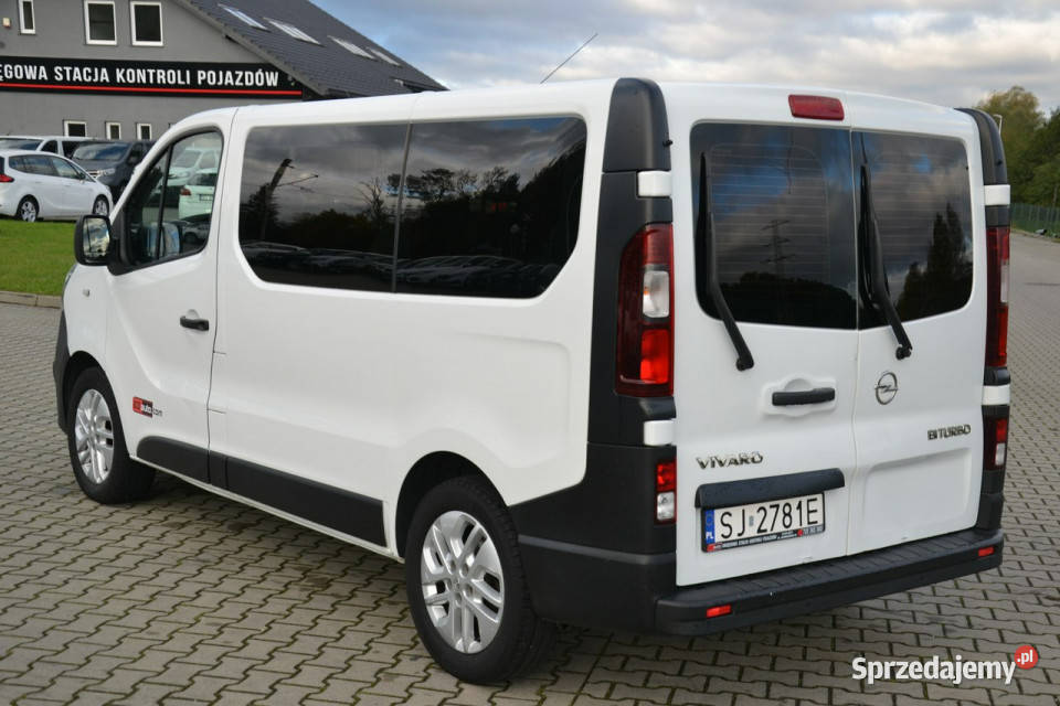 Opel Vivaro 16 cdti 125 6biegów 9osobowy 2x Kęty sprzedam