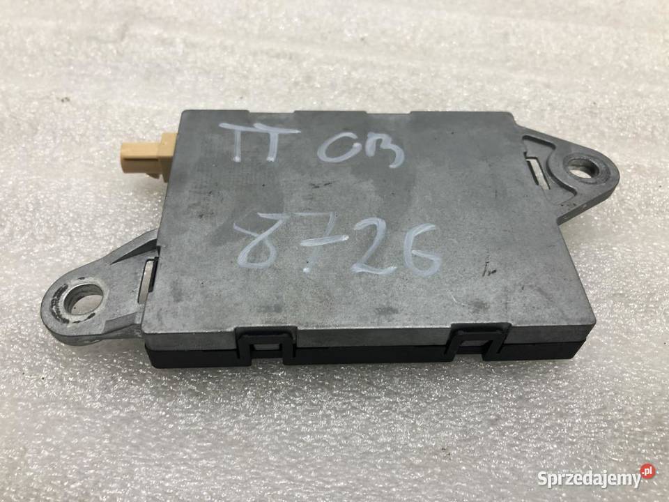 WZMACNIACZ ANTENY AUDI TT 8J 8J8035225M osobowe sprzedam