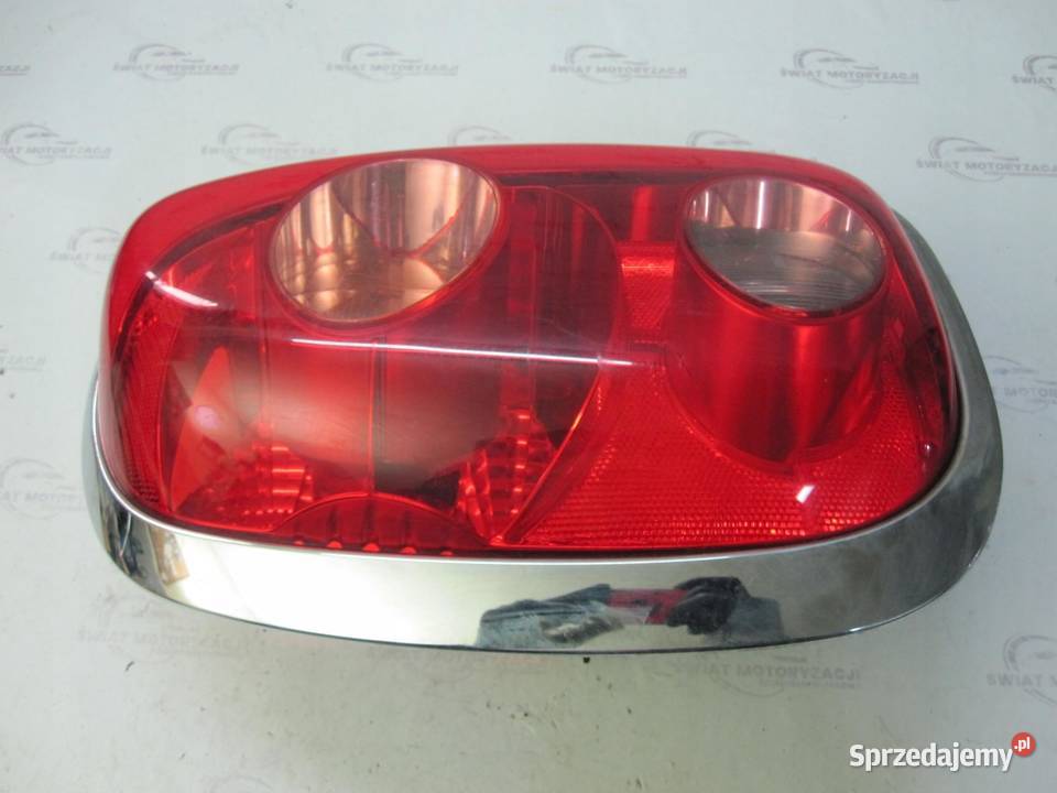 CITROEN C3 PICASSO LIFT 14r lampa lewy tył