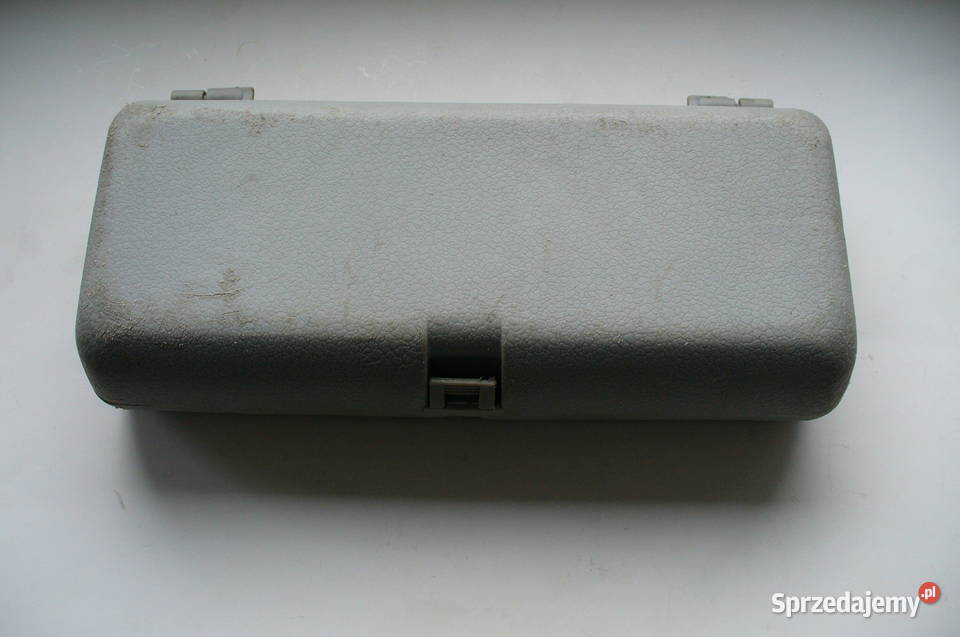 Fiat 126p fabryczny zestaw kluczy Lędziny