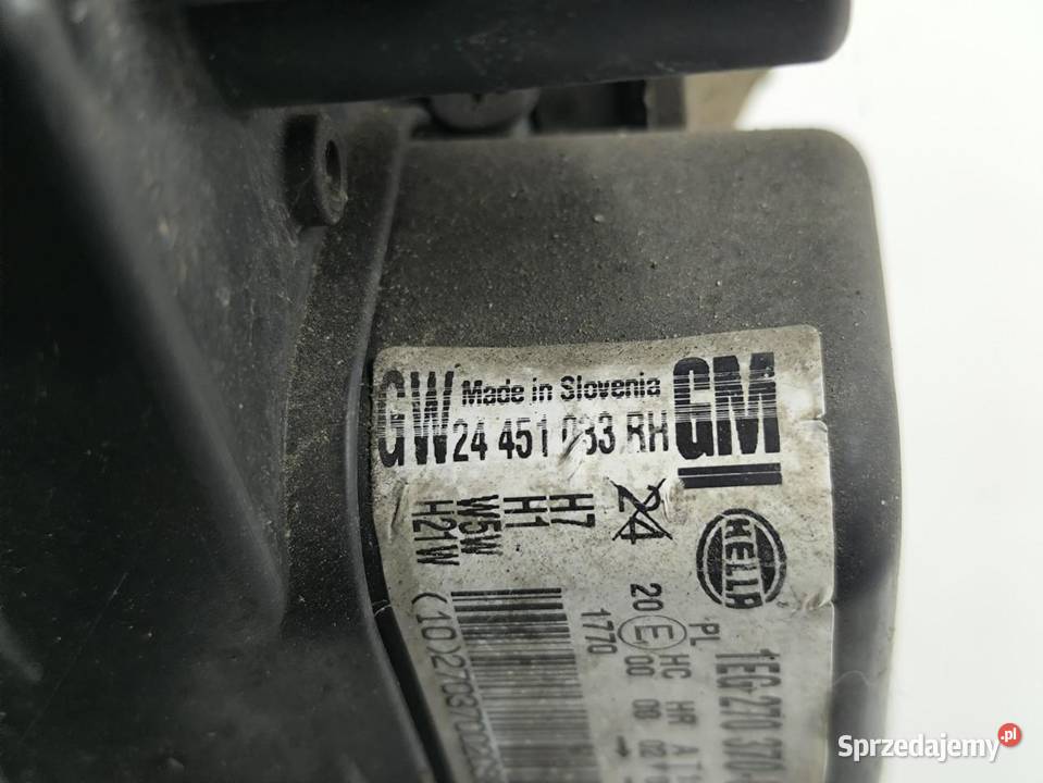LAMPA PRAWY PRZÓD EUROPA OPEL ASTRA H 24451033RH osobowe