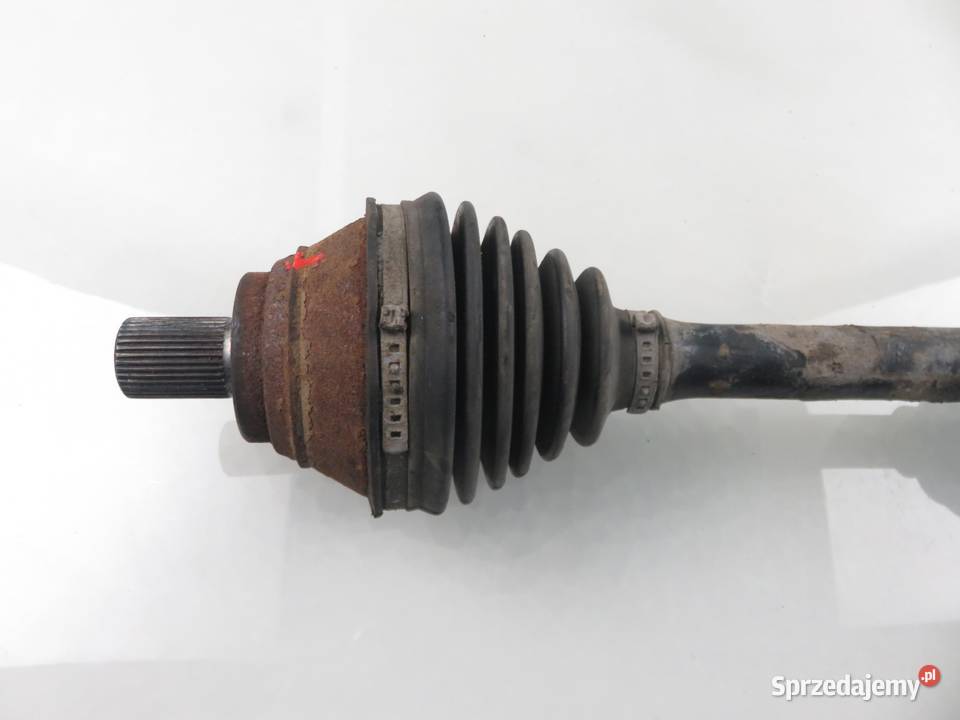 PÓŁOŚ LEWA PRZEDNIA VW GOLF V 20 TDI 16V sprzedam