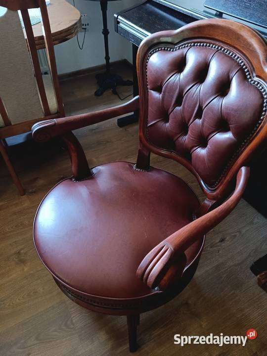 Stary gabinetowy fotel ludwikowski obrotowy