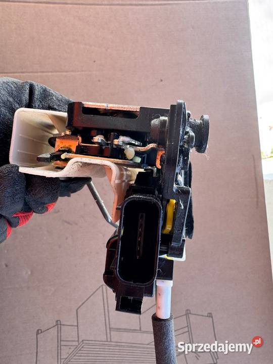 Zamek drzwi lewy tył Hyundai i10 II 1320 Brzesko