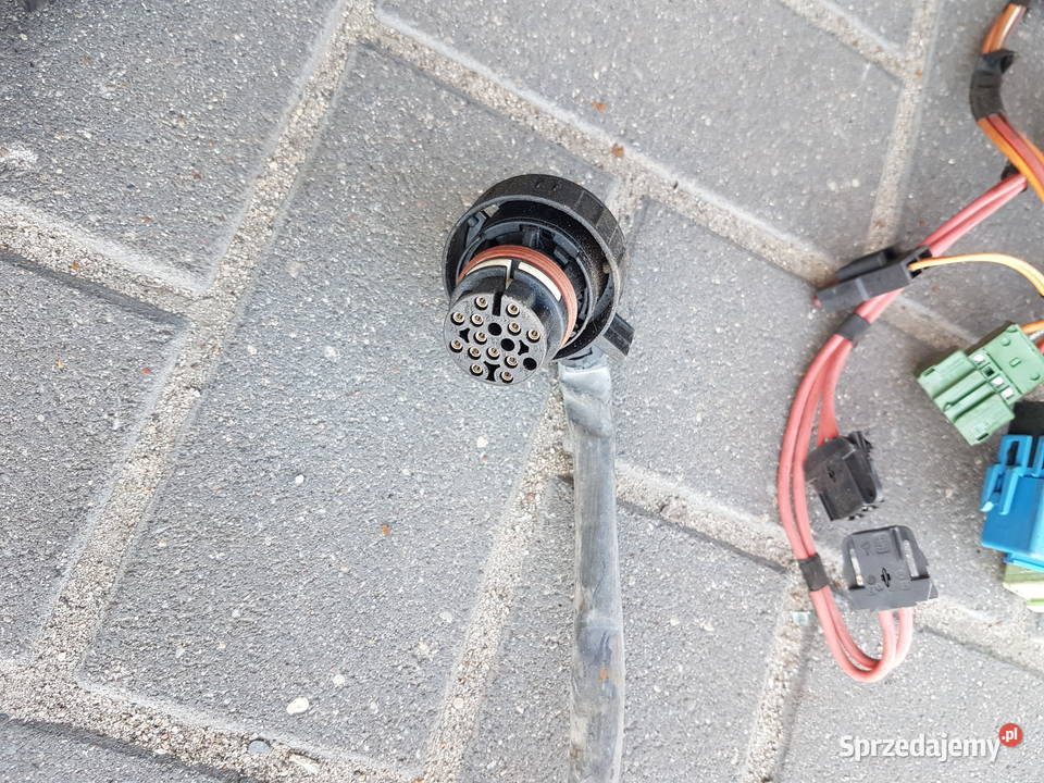 BMW E90 E91 25 BENZYNA WIAZKA PRZEWODOW KLEMA Turek