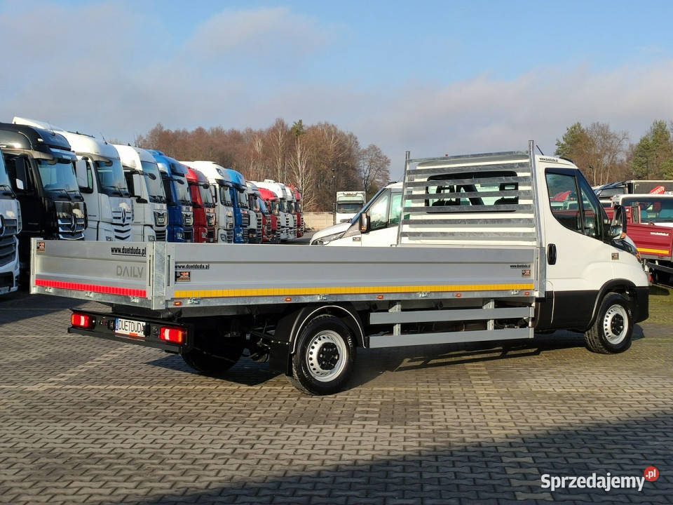 Iveco Daily 35S16 V DMC 35tony Skrzyniowy ASR (kontrola trakcji) Widełki