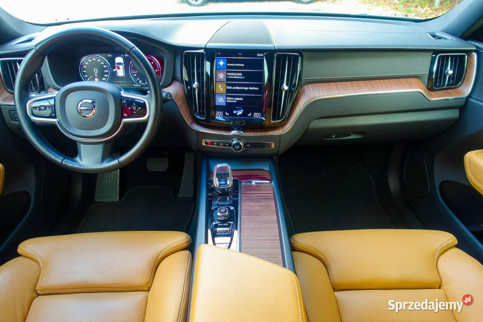 Volvo XC 60 R E Z E R W A C J A II 2017 Warszawa