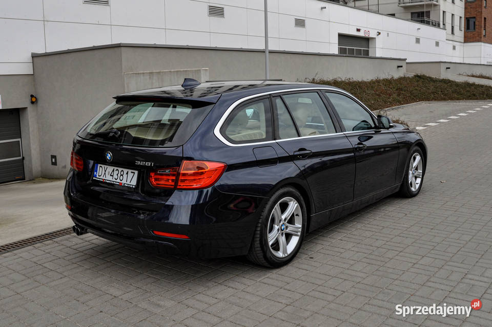 BMW Seria 3 328i 245 Automat Bezwypadkowy Rok produkcji 2012 dolnośląskie Wrocław sprzedam