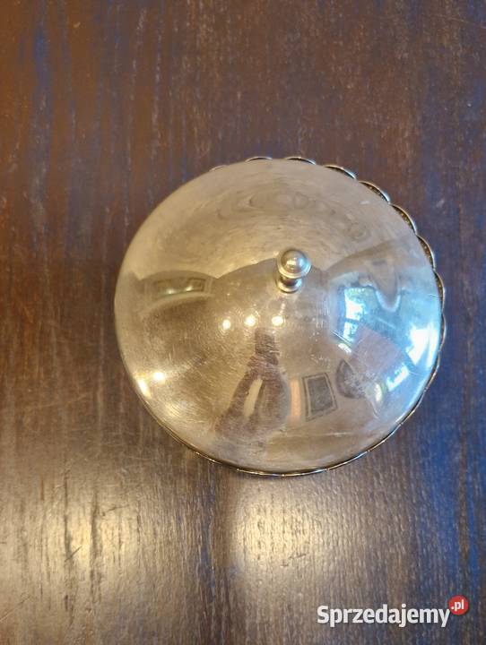 Cukiernica z pokrywką z metalu z lat 70tych PRLu lubelskie