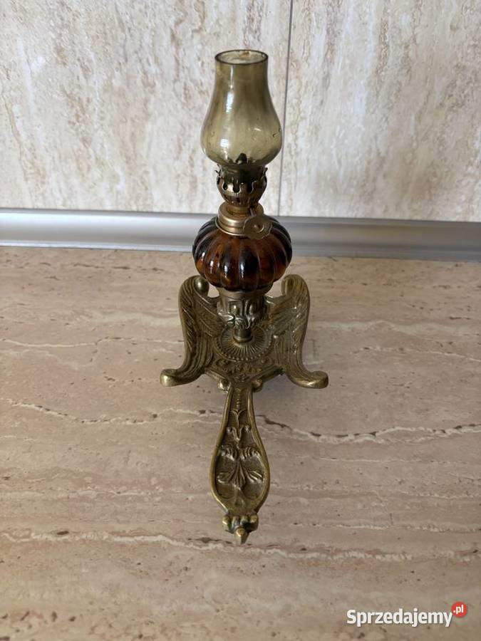 Lampa naftowa paw