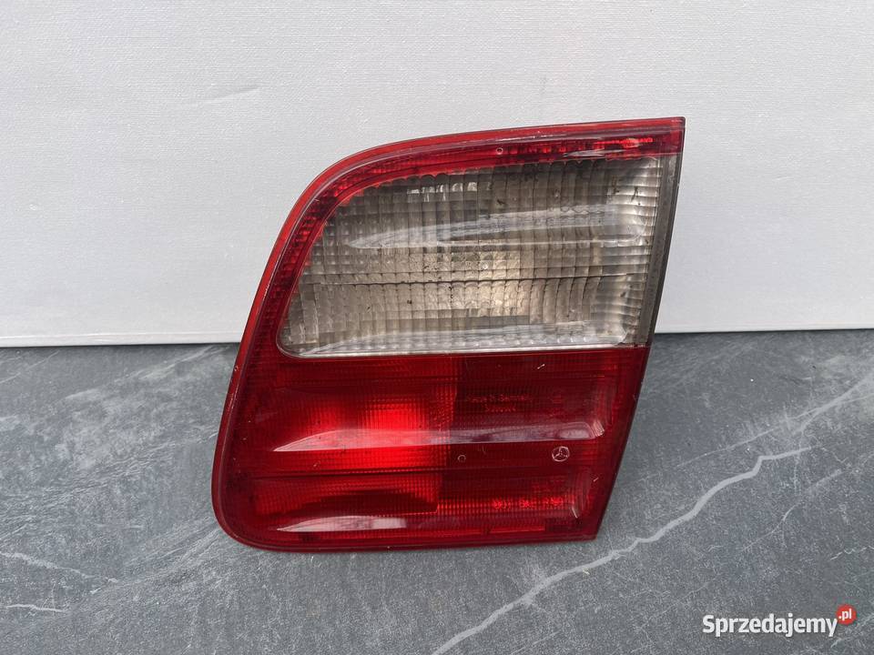 MERCEDES EKLASA W210 KOMBI PRAWA LAMPA W KLAPĘ wielkopolskie Ostroróg