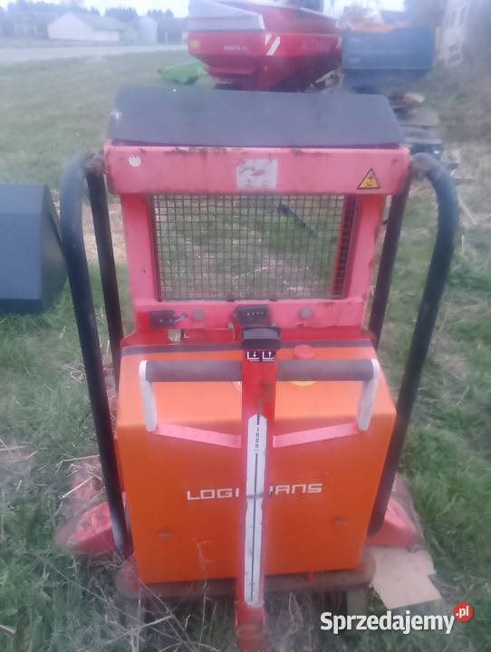 Paleciak elektryczny Dminin