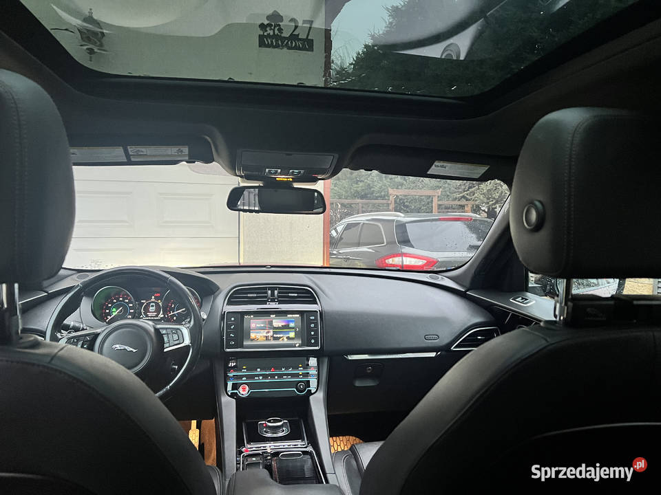 Jaguar FPace 30t Prestige 300 sprowadzony Lublin