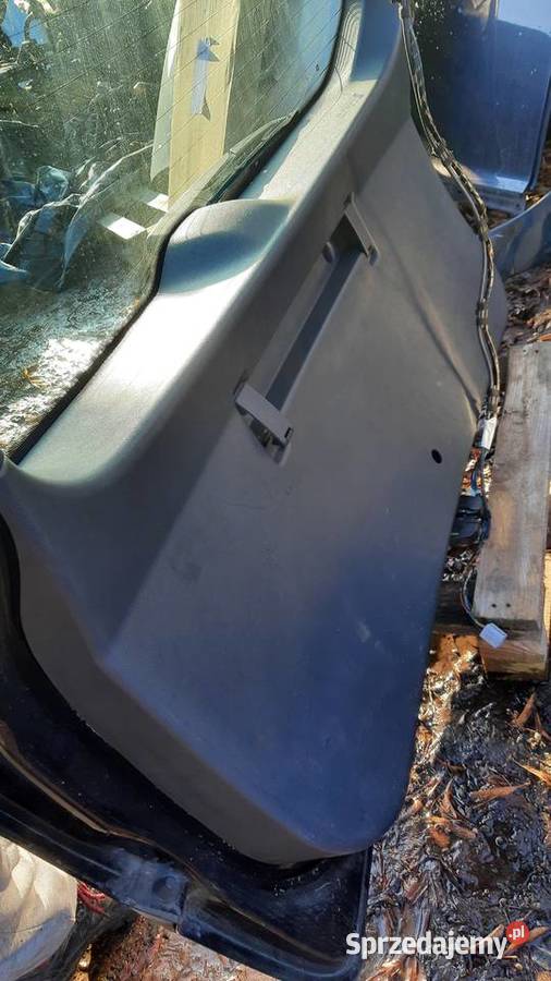 klapa kompletna Opel Astra H kombi lak Z20R w Korzeńsko sprzedam