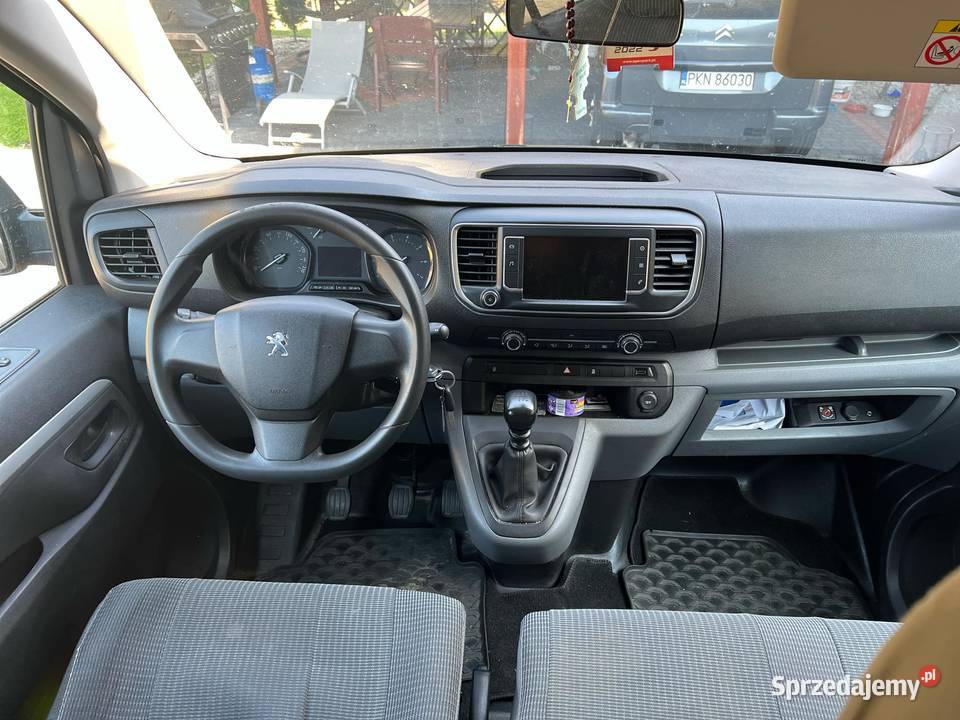 Peugeot Expert Brygadówka salon Polska Peugeot Samochody dostawcze Dobrosołowo
