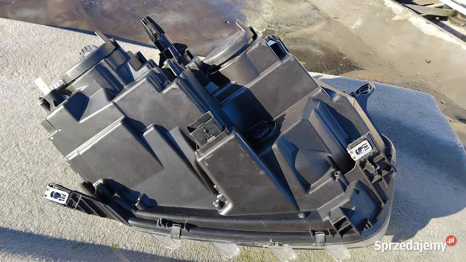 Dacia Duster II reflektor H7 LED nowy ORG EU KPL Mielec