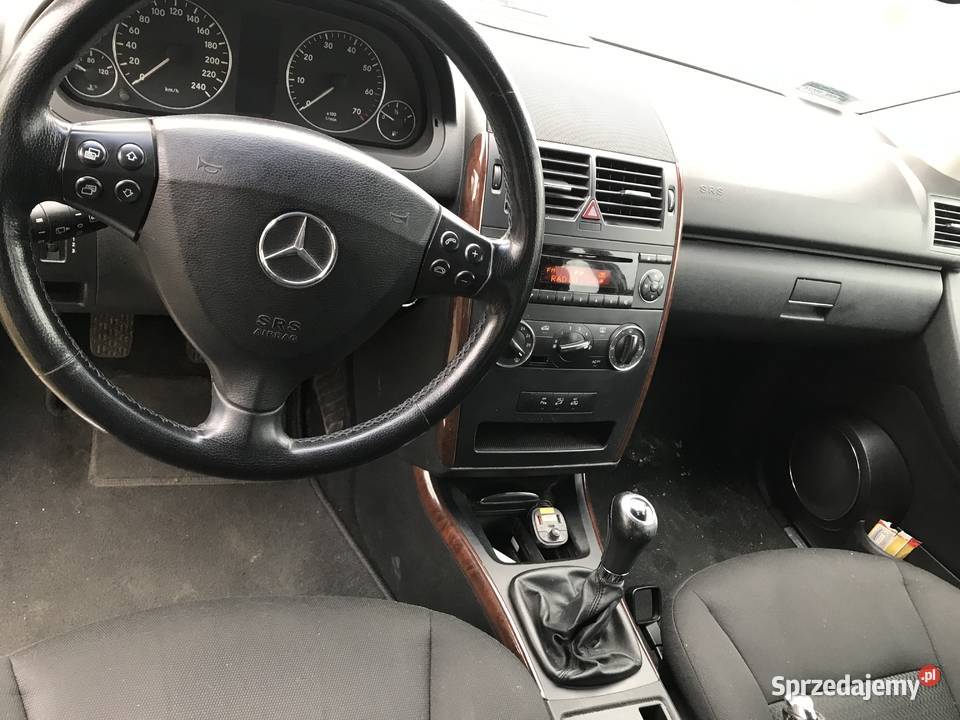 Mercedes aklasa 17 GAZ Serwisowany asystent parkowania Rokity