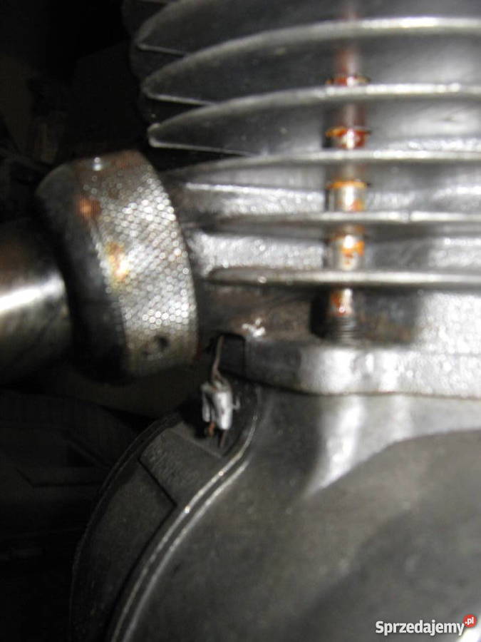 Komar 2350 z dokumentami Komar Wyszków