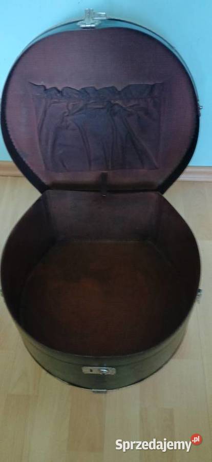 Zabytkowy kufer na kapelusze Kraków