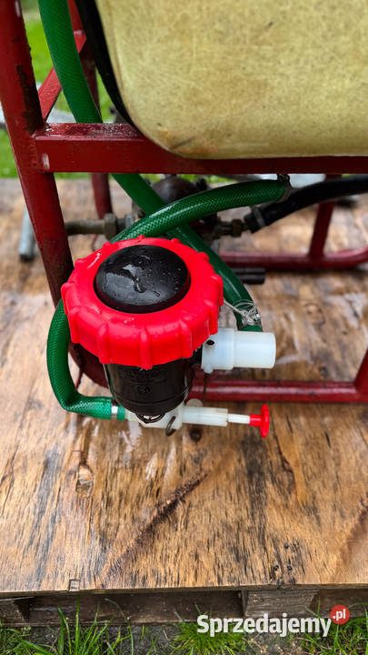 Opryskiwacz z lancą herbicydową