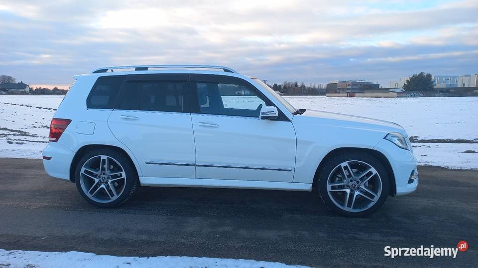 2013 MercedesBenz GLK 350 AMG radio Bronisze