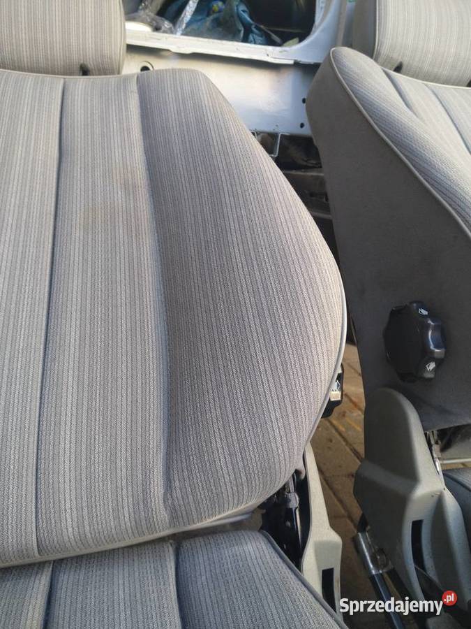 Mercedes W124 materiał granatowy i popiel Przeźmierowo