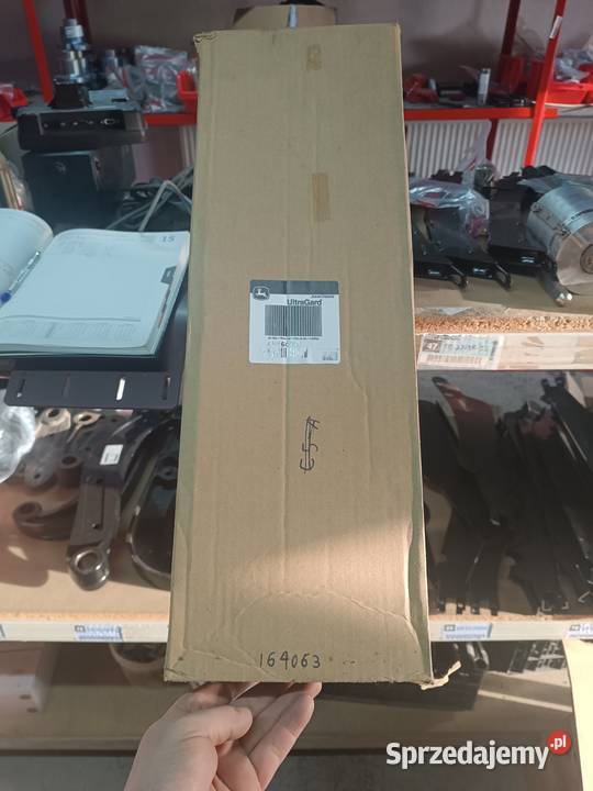 Filtr powietrza John Deere AH164063