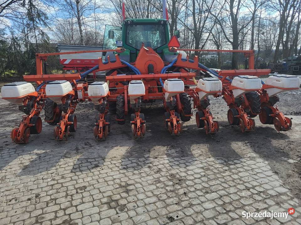 Kuhn maxima 8 kukurydza słonecznik Siewniki i sadzarki lubelskie Kamień-Kolonia