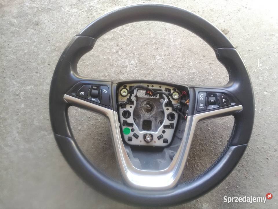 Kierownica Opel Insignia A z przyciskami Brodnica