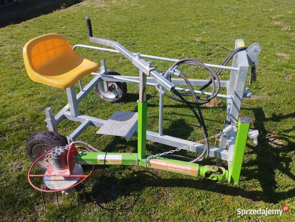 Pielnik hydrauliczny boczny podkoronowy Obsypniki i pielniki Nowa Słupia