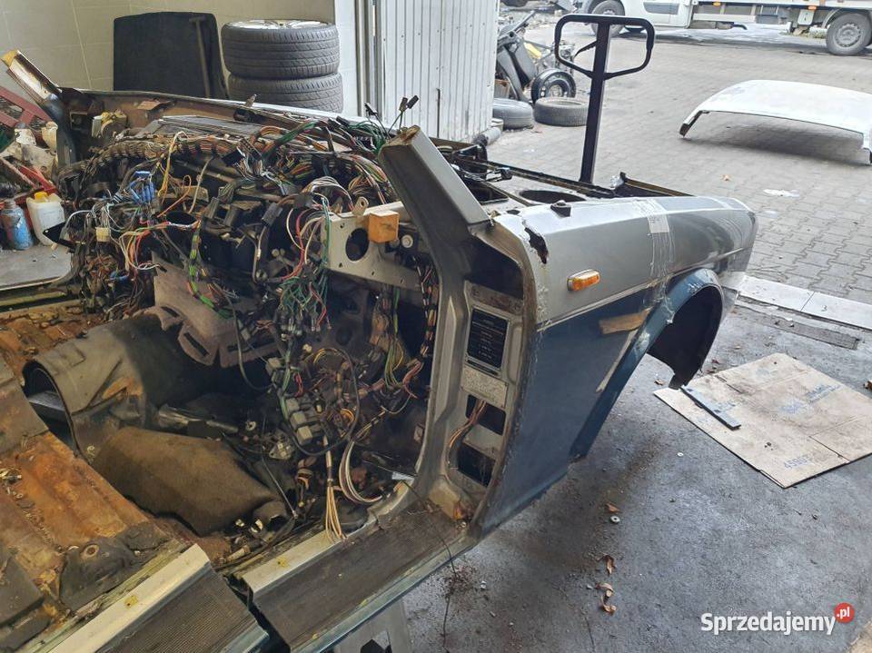 ĆWIARTKA PRAWA PRZÓD ROLLSROYCE SILVER SPIRIT osobowe