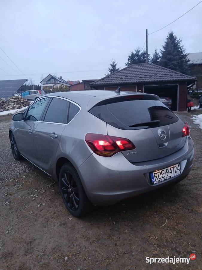 OPEL ASTRA J Mokrzec