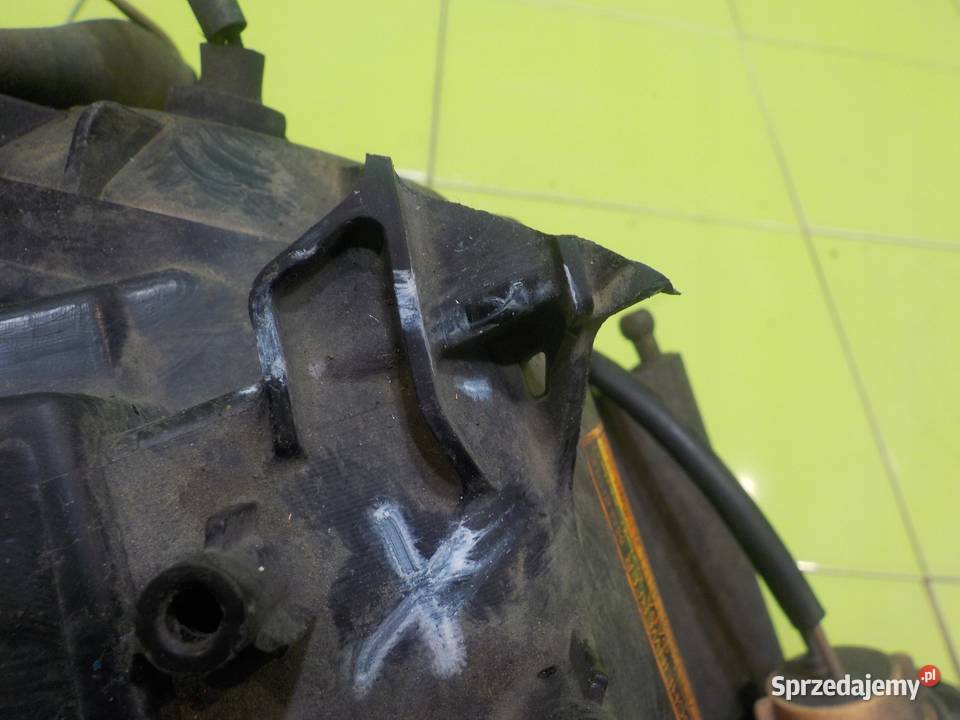 OUTLANDER II LIFT 22 DID 11r 5D lampa prawa osobowe Suków sprzedam