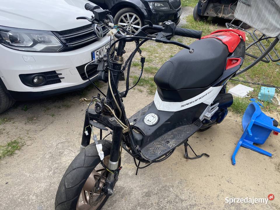 Peugeot speedfight 2015r na części Myszków sprzedam