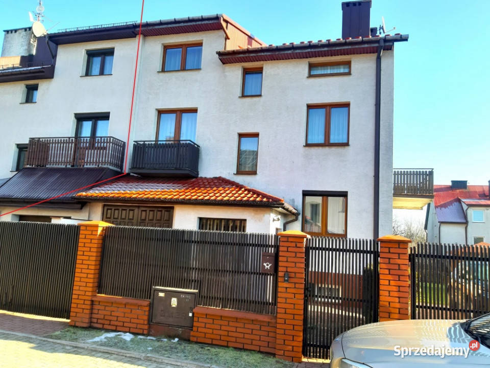 Duży zadbany do wprowadzenia świętokrzyskie