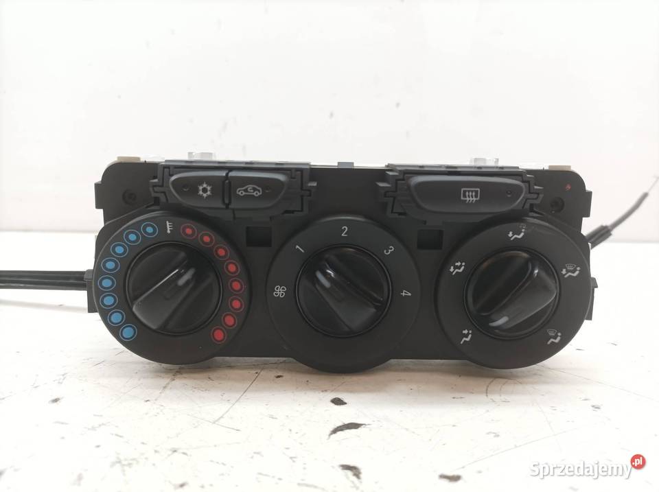 PANEL NAWIEWU Opel Corsa V 2014 E sprzedam