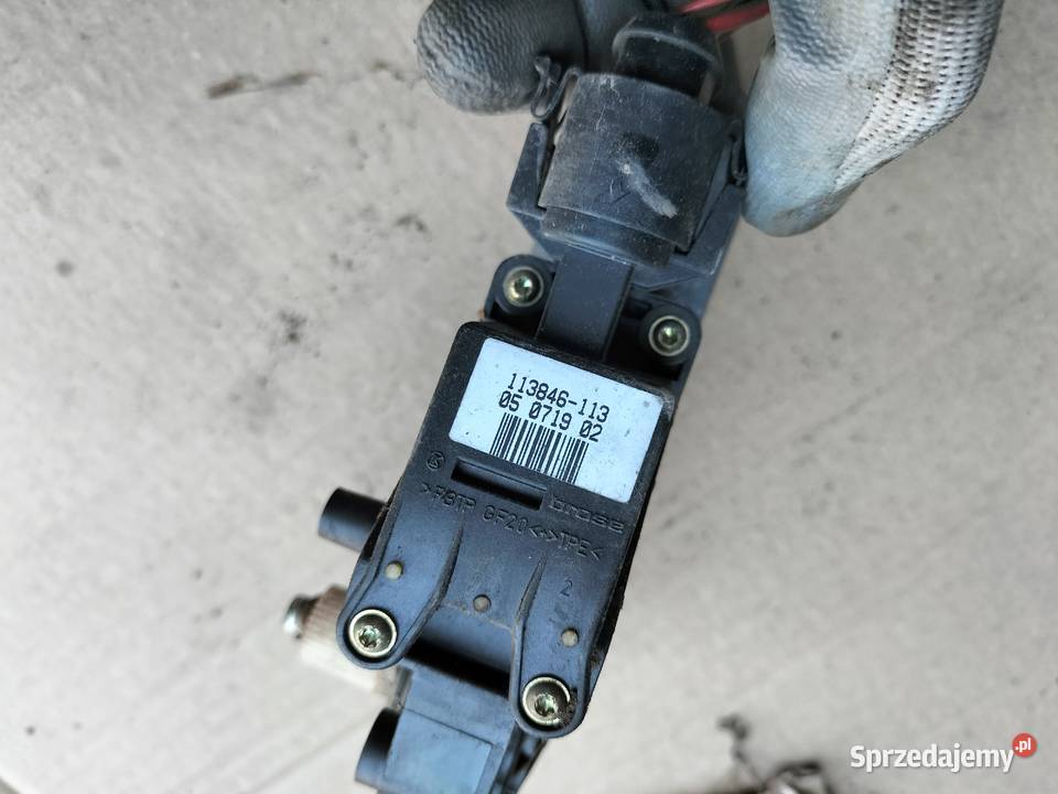 AUDI A4B5 A4 B5 SILNICZEK OPUSZCZANIA Motoryzacja Kamień-Kolonia