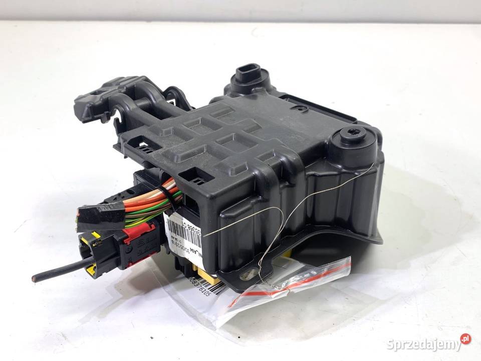 SKRZYNKA BEZPIECZNIKÓW PEUGEOT 2008 I Hatchback